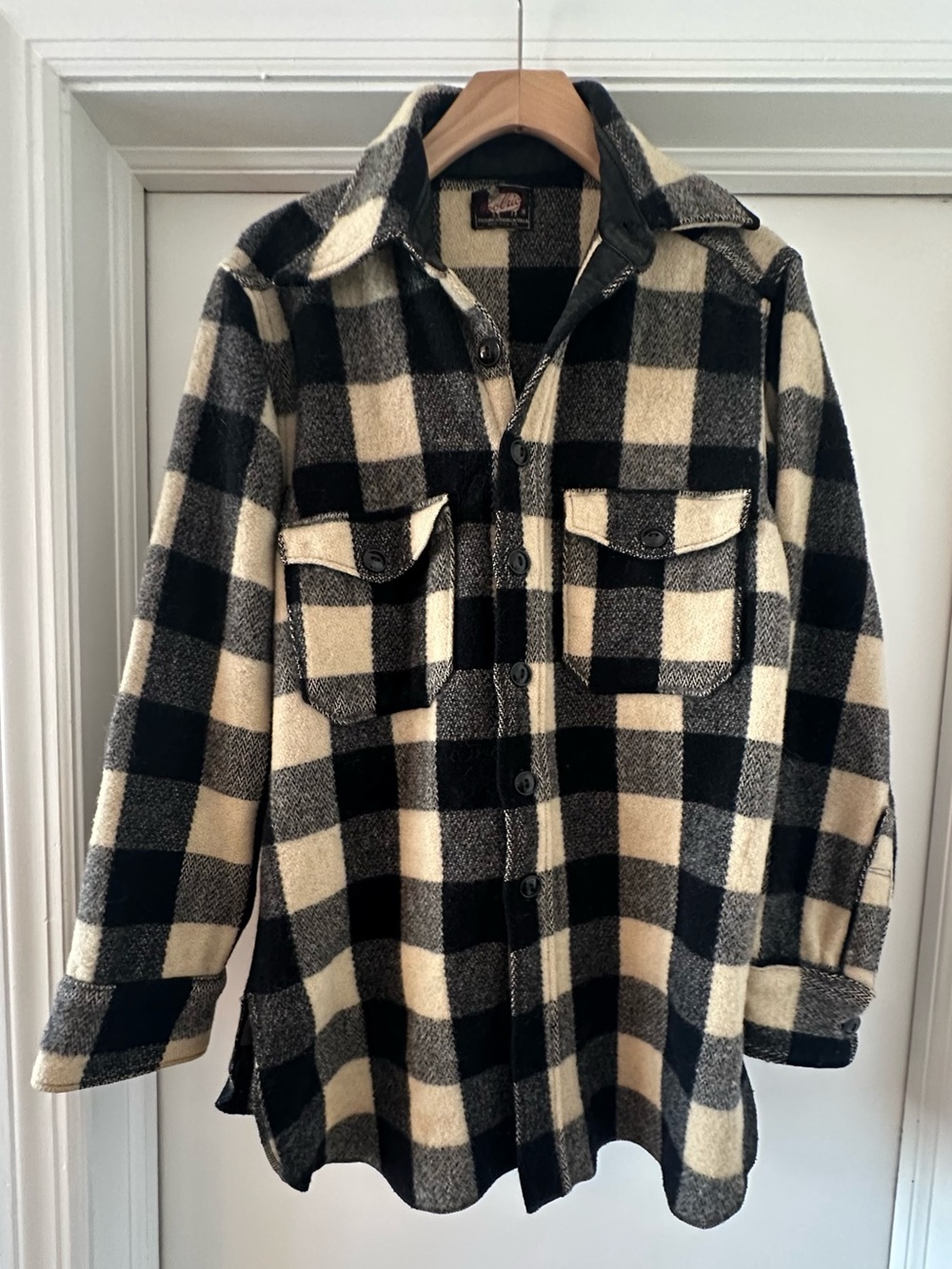 1946-1960 WOOLRICH Buffalo Plaid True Vintage Woolen Shirt-Styled Jacket